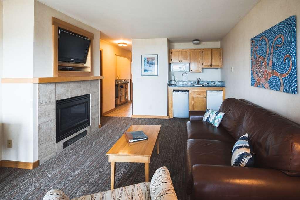 Inn At Cape Kiwanda Pacific City Room photo